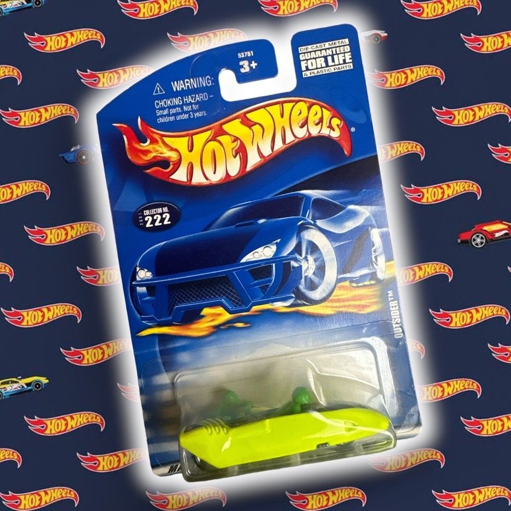 Hot Wheels 2001 Outsider Like Green Diecast Vehicle
